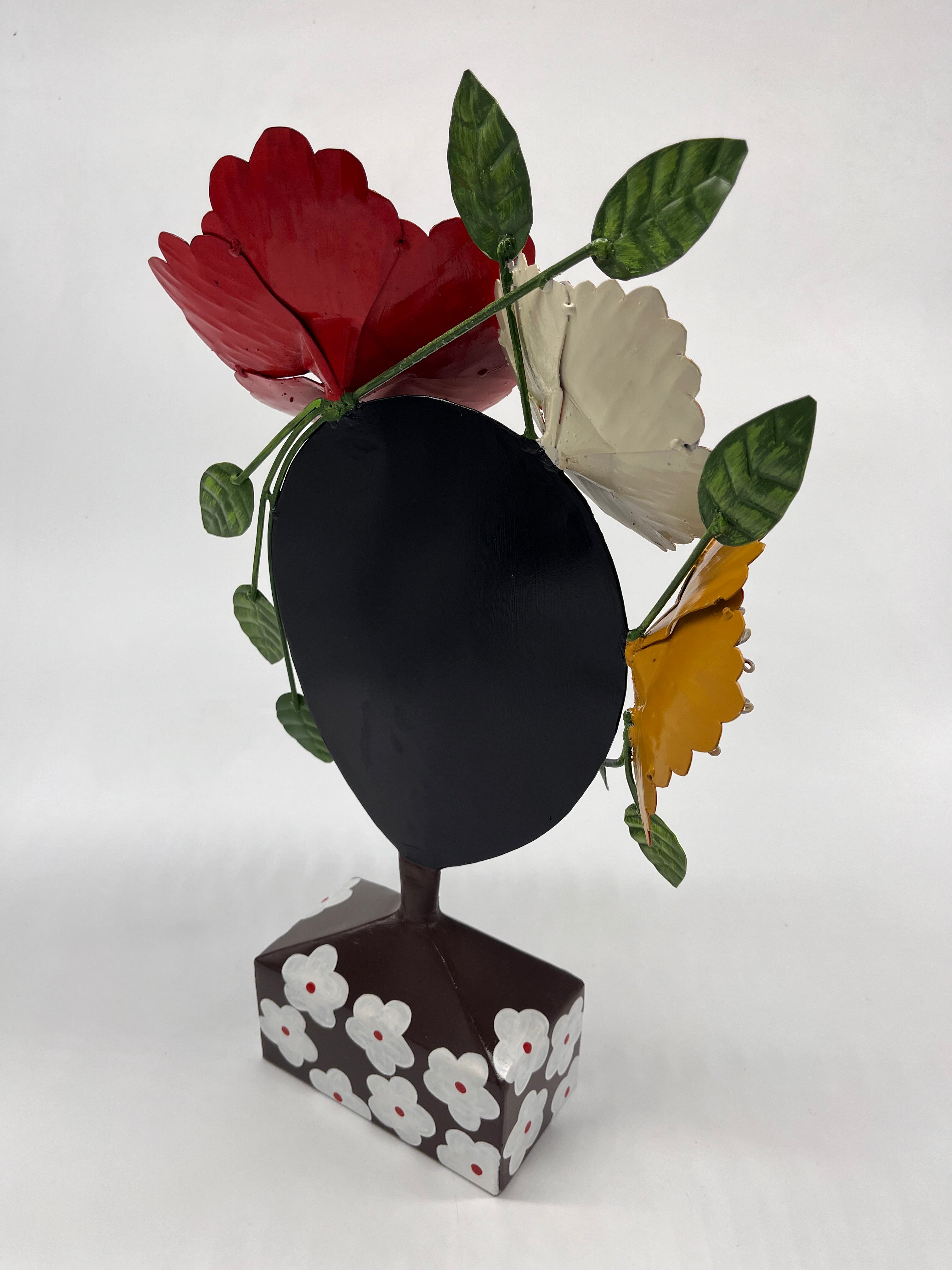 “Flora” head